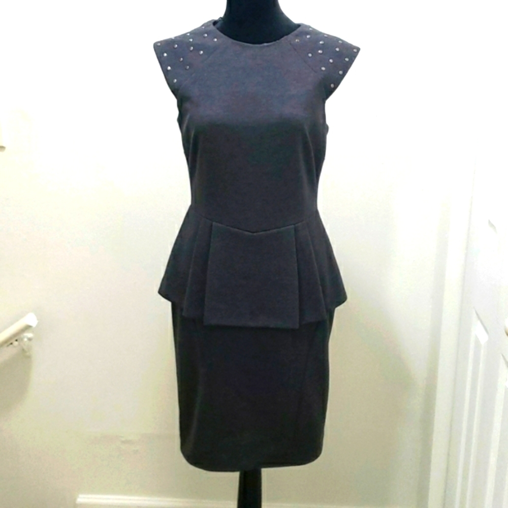 USED Gray Jessica Simpson dress
